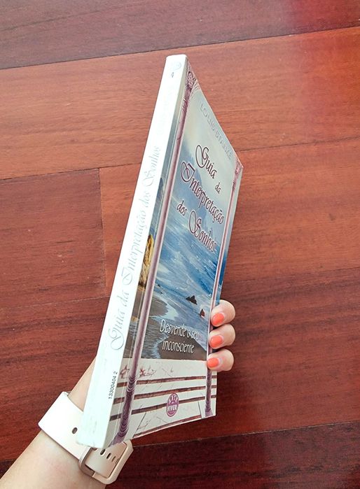 Livro "Guia da Interpretação dos Sonhos" de Louis Stanké