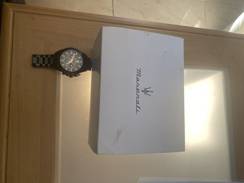 Relógio Maserati com caixa