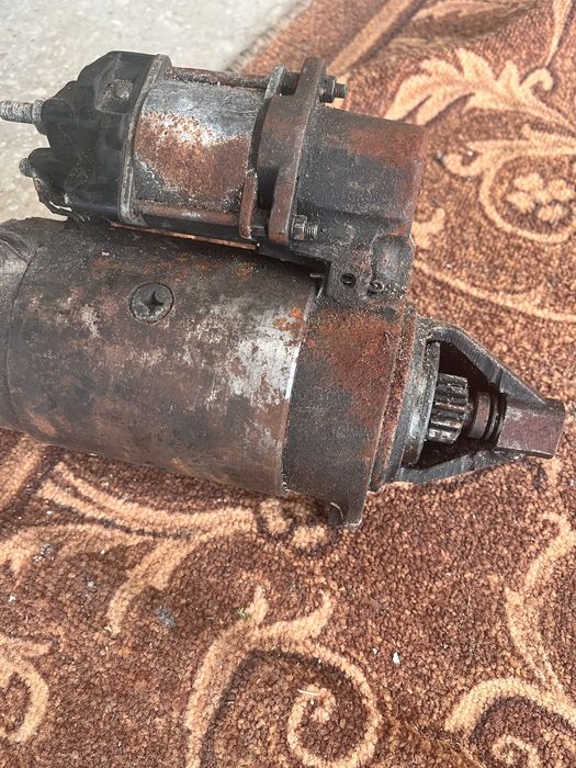 Продам 2 стартера