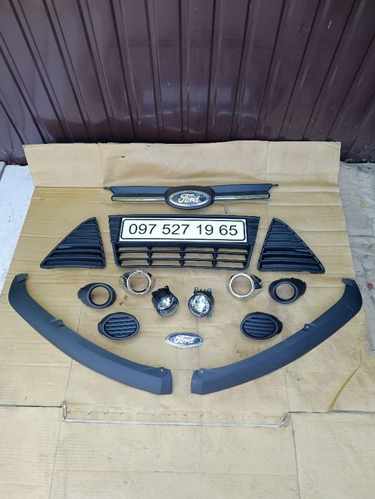Решітка бампера ford focus mk3 решетка бампера спойлер заглушка решітка радіатора рамка форд фокус 3