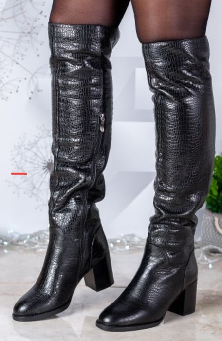 Зимние кожаные сапоги ботфорты  размер 38