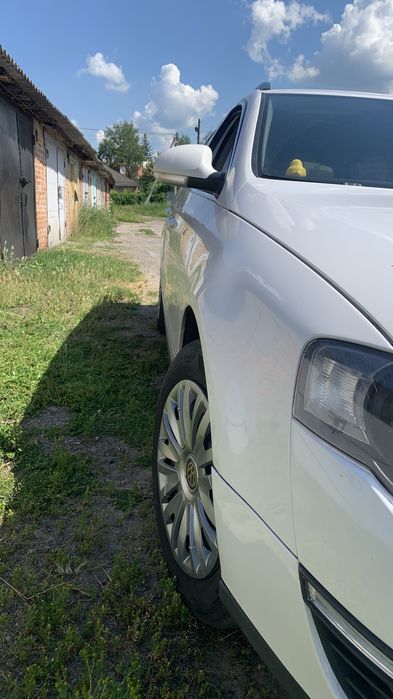 Продам добрий сімейний автомобіль PASSAT B6