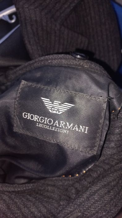 Мужское пальто Armani.