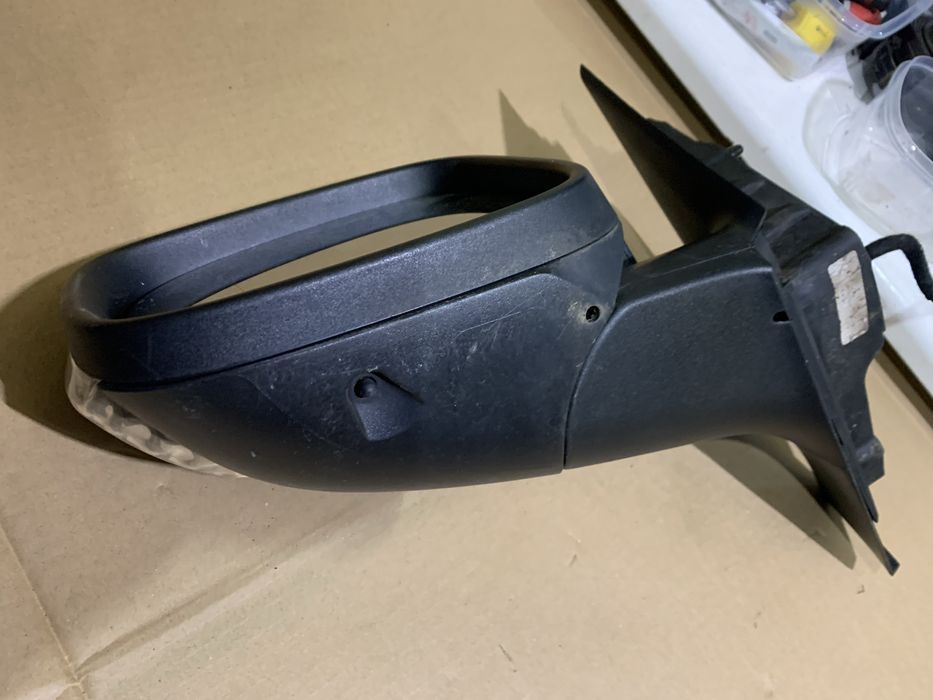 Lusterko lewe xc70 8 pin