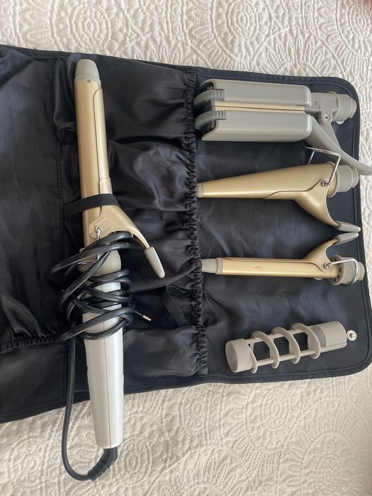 Prancha eléctrica  Philips com vários acessórios