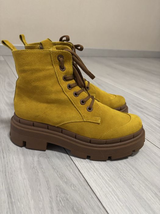 Зимове  тепле взуття хорошої якості