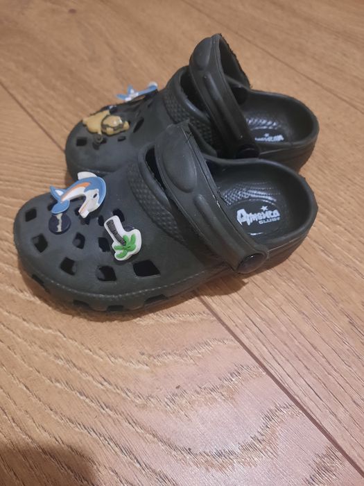 Klapki dziecięce, sandałki