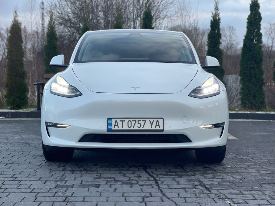 Tesla Model Y Long Range Dual Motor 82 kWh 7-ми місна