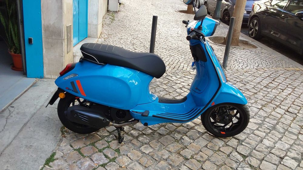 Vespa Primavera 125 com