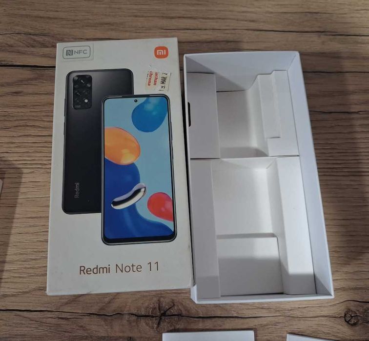 Puste pudełko po telefonie Redmi Note 11