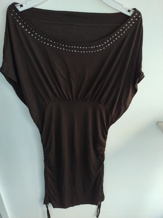 Túnica / Blusa comprida castanha – Manga morcego e franzidos com tachas Y2K - Tamanho XL