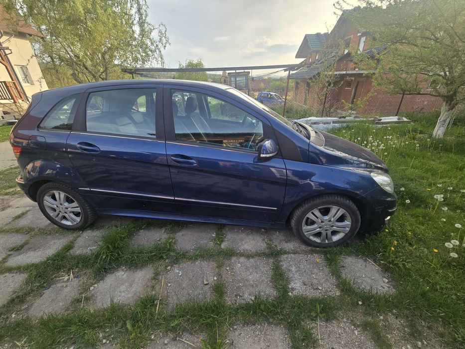 Mercedes B klasa