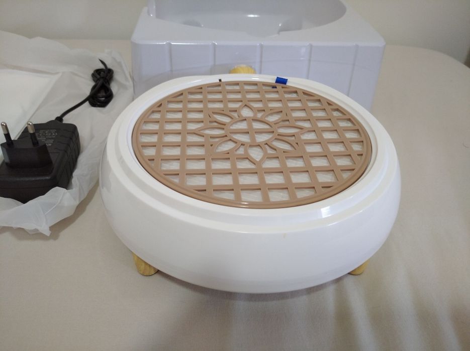 Aspirador de pó unhas