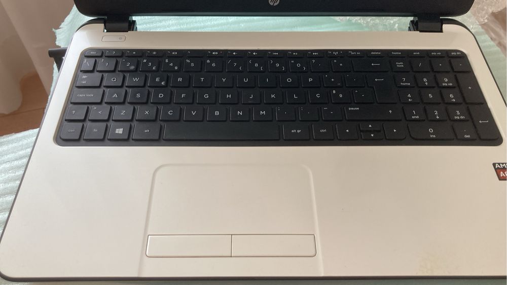 HP 15-g203np Restaurado – 8GB