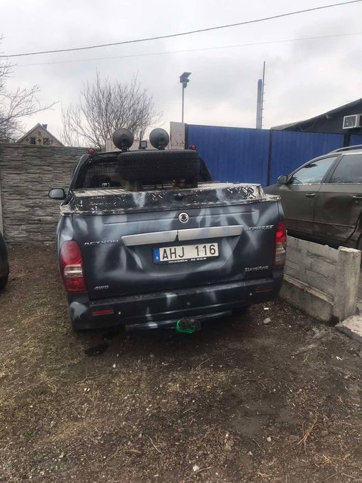 Автомобіль Ssangyong Action