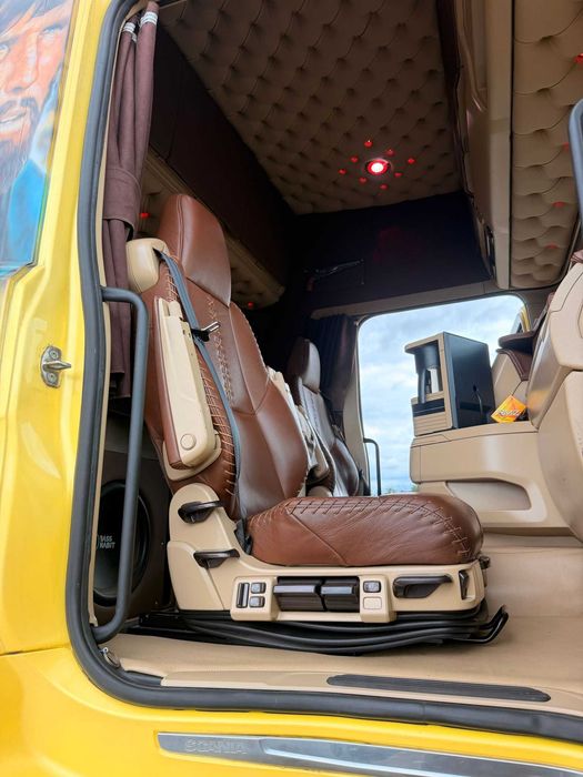 Samochód ciężarowy Scania R650 2021 rok do transportu drewna
