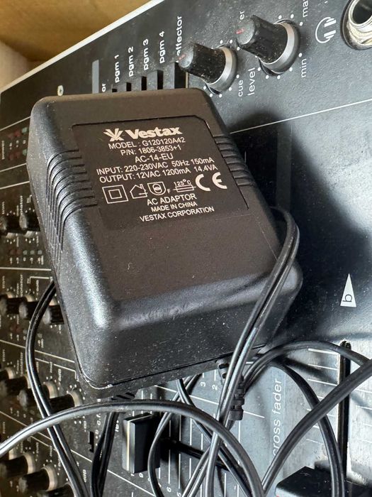 Mesa de Mistura Vestax PMC 280