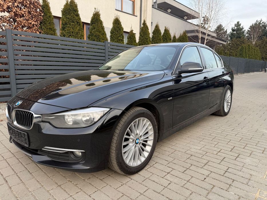 BMW Seria 3 BMW 320D Luxury Line, Zadbane