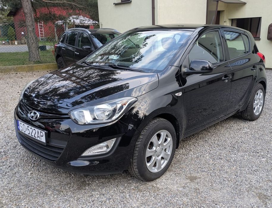 Hyundai i 20 rej. 2015r. Podgrzewane fotele, Klimatyzacja, Elektryka