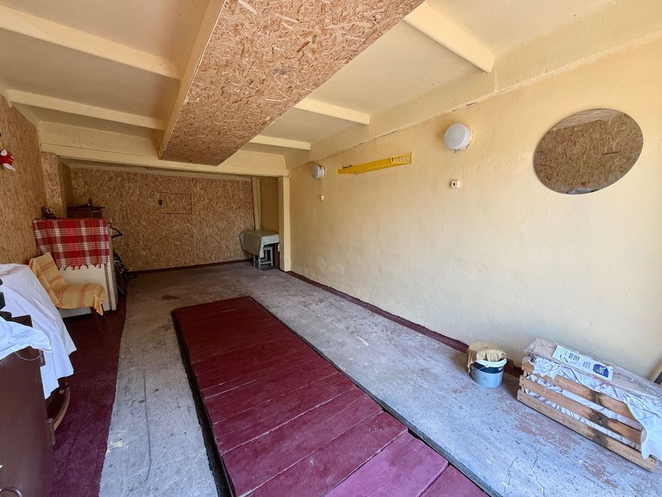 Продаж гаража з документами в Бучі 48м2, чистий охайний з підвалом