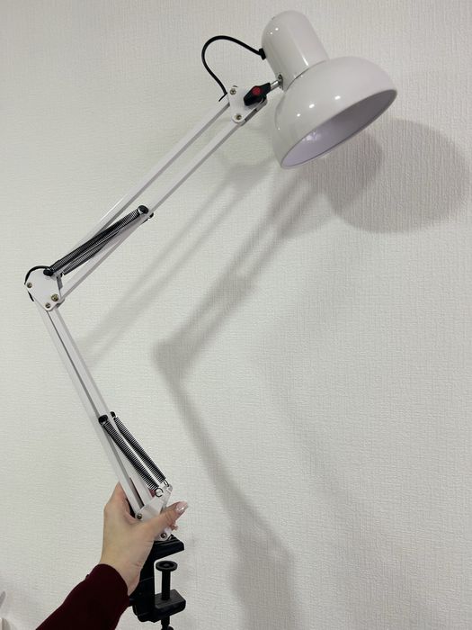 Лампа настільна для манікюру біла