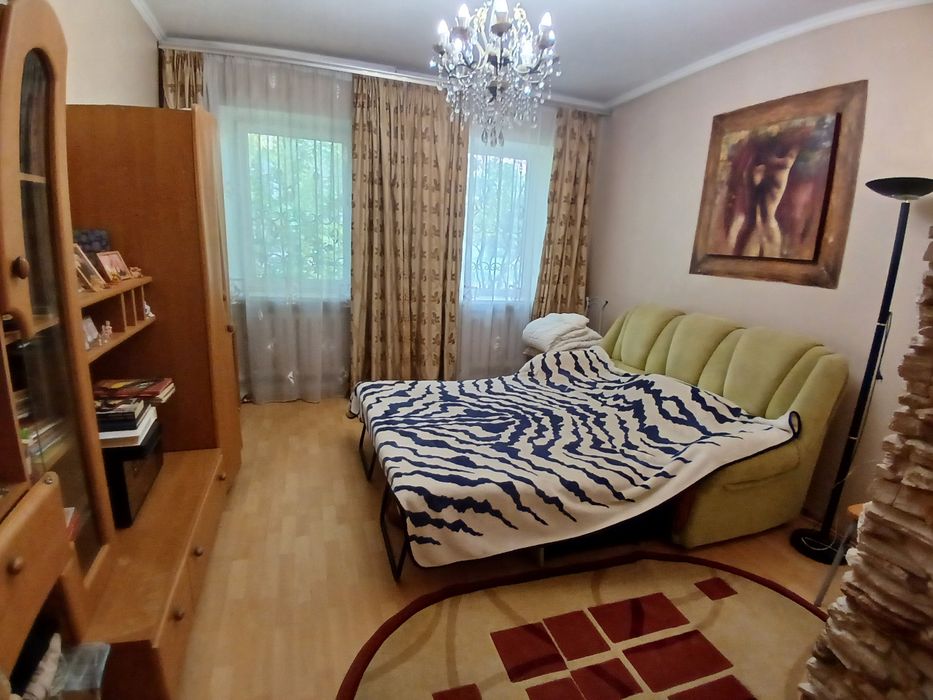Дом с капитальным ремонтом и безопасным подвалом в тихом районе города