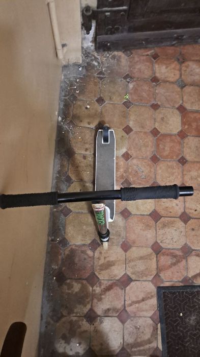 Hulajnoga na 2 kołach