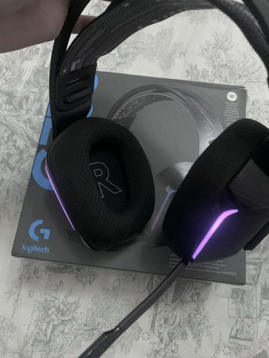 Logitech G733 в идеальном состоянии