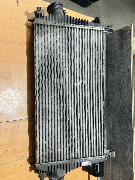 интеркулер opel insignia 2.0tdi 13241751