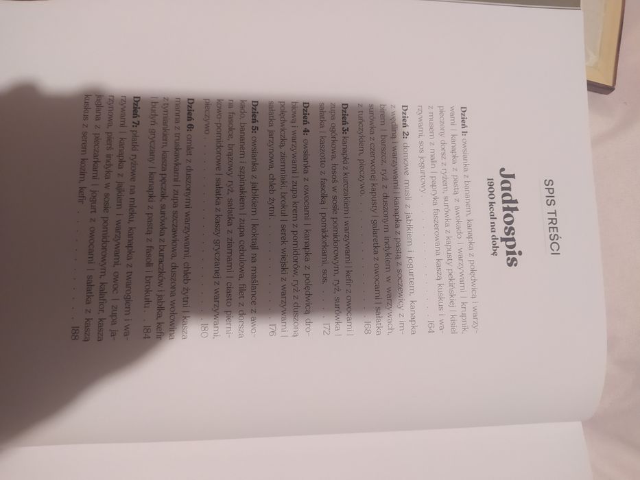 Książka Jeść zdrowiej i żyć dłużej. Żywienie osób w starszym wieku