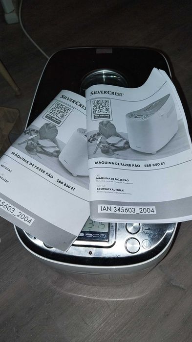 Máquina de Fazer Pão SilverCrest — 11 Programas, Pouco Uso