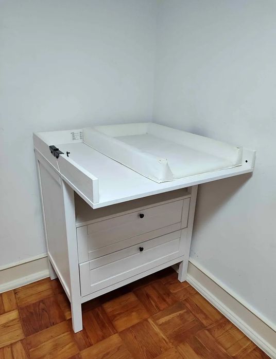 Trocador IKEA sundvic