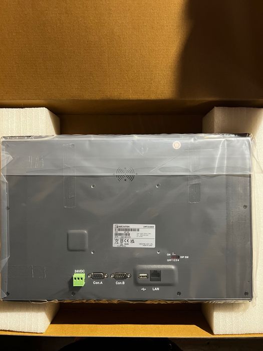 HMI industrial nunca utilizada.