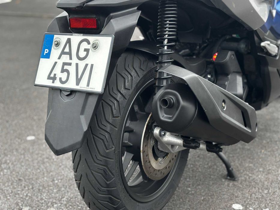 Honda Forza 125 c.c de 2021 (Poucos Kms)