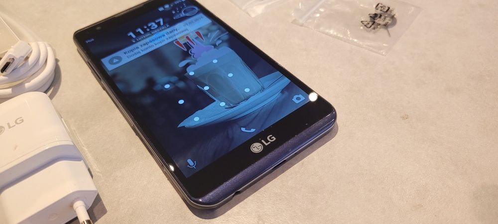 Smartfon LG X power k 220 nawigacja iGo primo truck