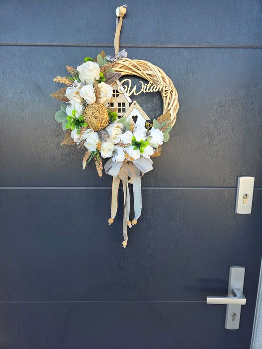 Wianek na dzwi całoroczny