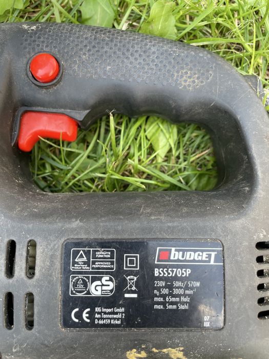 Wyrzynarka Budget BSS5705P 570W – uszkodzona / na części