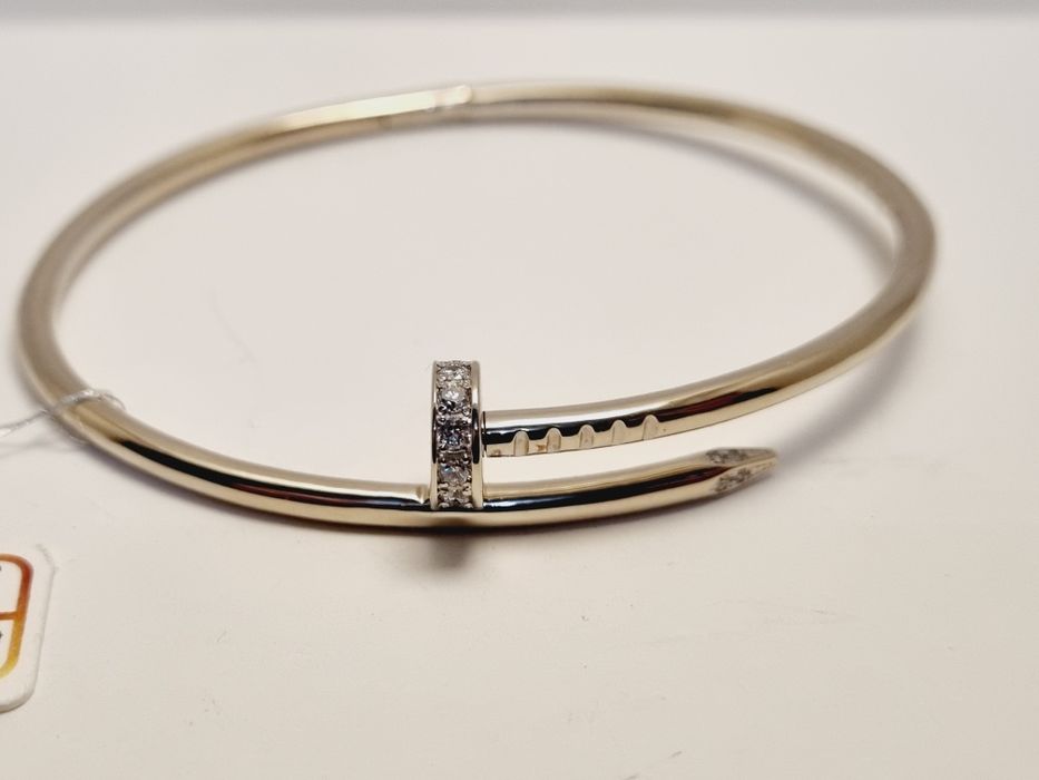 Золотой браслет с бриллиантами