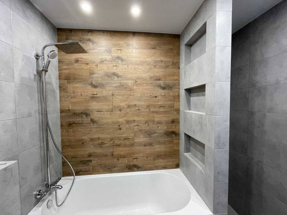 Плиточник.Укладка плитки.Кафельщик.Работаем на своем электричестве!