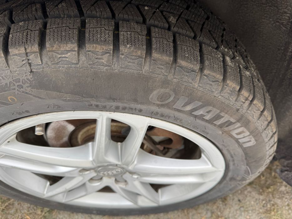 Продам Audi q5 2012