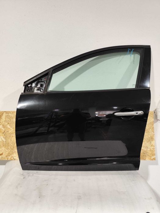 Porta  frente esquerda e dirteita Renault Megane iii grandtour