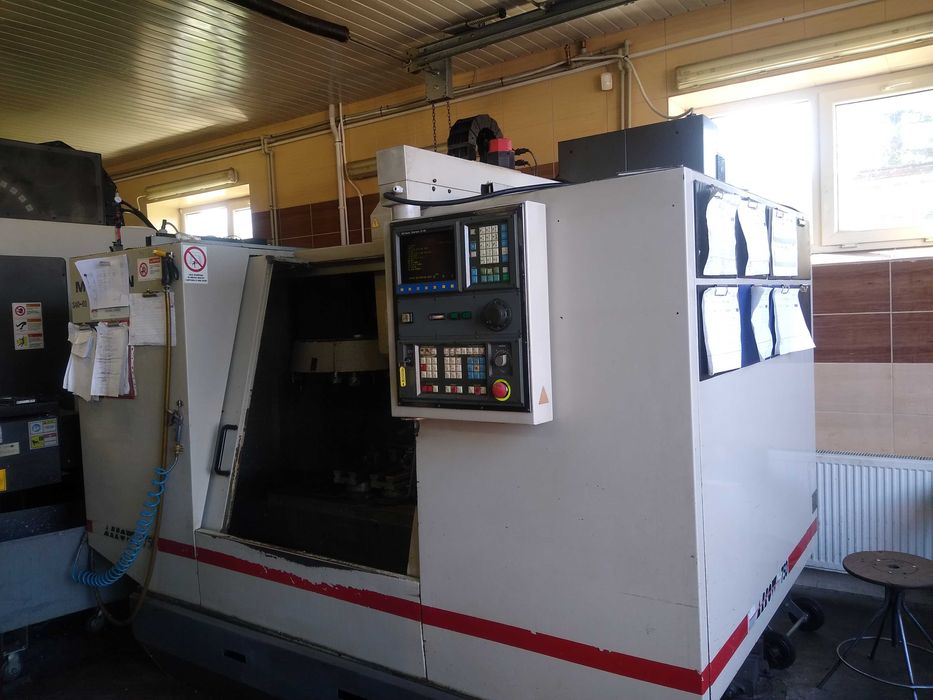 Frezarka CNC CINCINNATI ARROW 750 -4 osie fanuc
