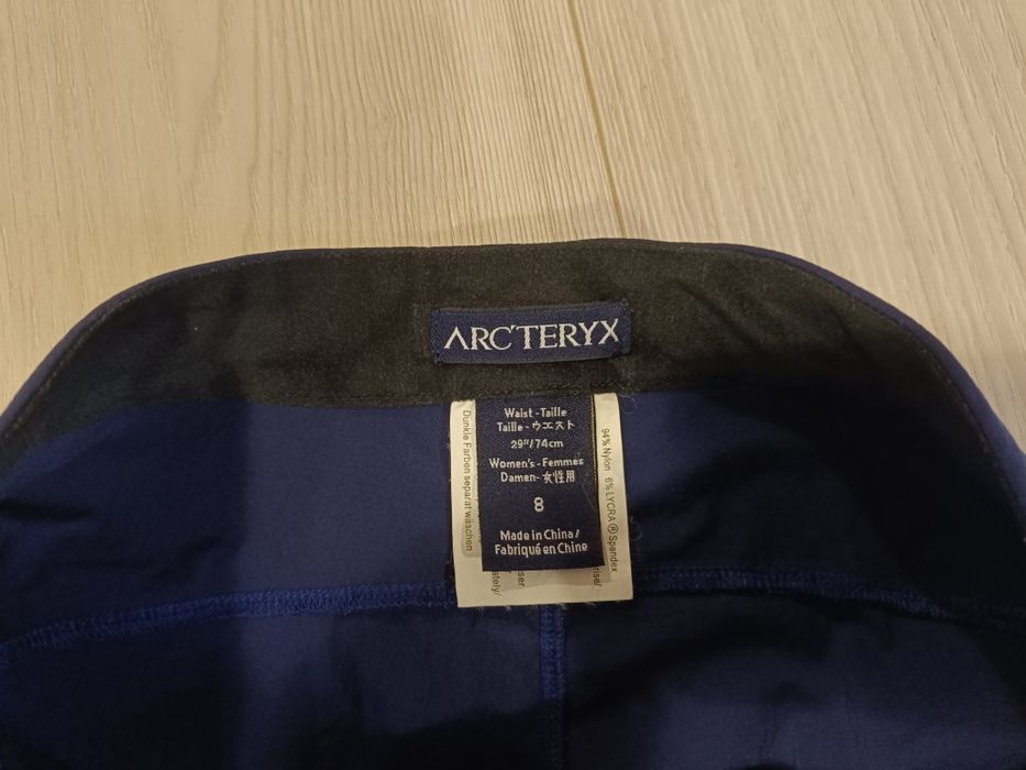 Spodenki  damskie Arcteryx rozmiar 36 trekingowe  super stan