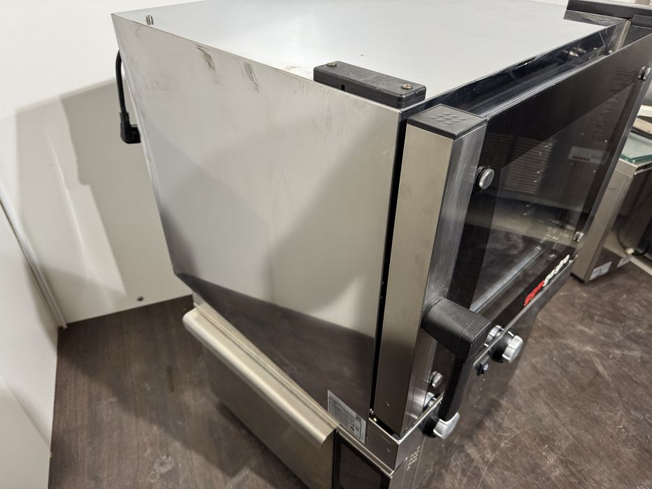 Конвекційна піч з парозволоженням, пороконвектомат ggmgastro