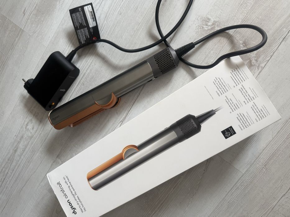 Prostownica Dyson Airstrait