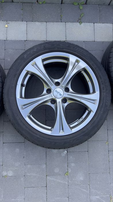 Opony letnie Dębica PRESTO UHP2 205/50R17 z alufelgami