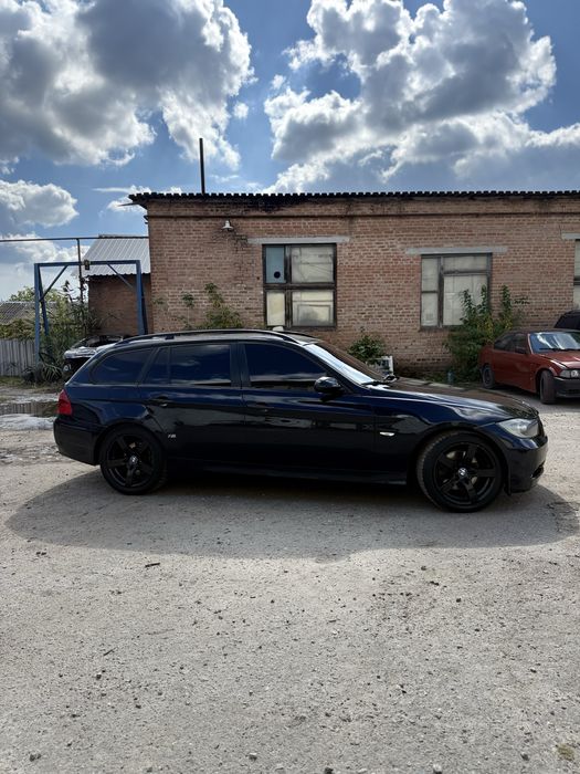 Продам BMW E91 (2.0 дизель)