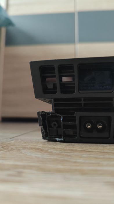 Konsola PlayStation 4