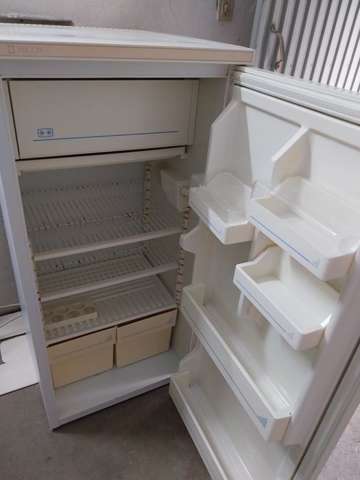 Frigorífico de uma porta