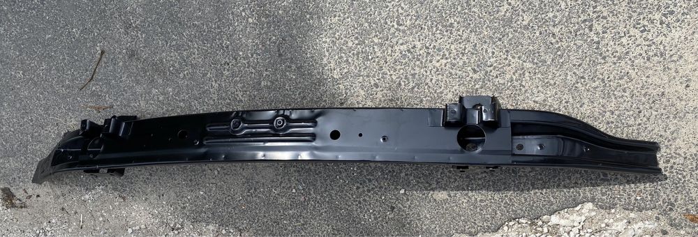 Усилитель бампера Jeep Grand Cherokee WK2 Dodge Durango